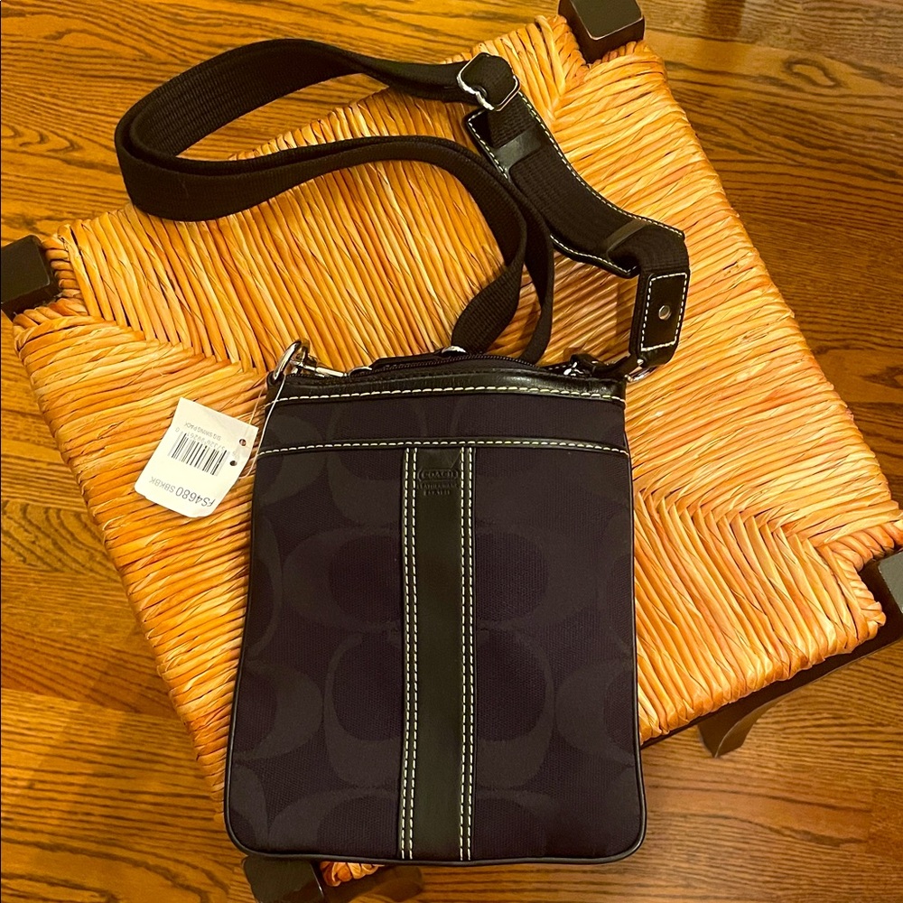 Coach NEW black signature swing pack
